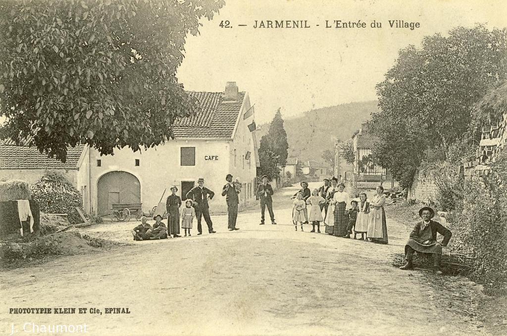 Jarménil - L'Entrée du Village.JPG