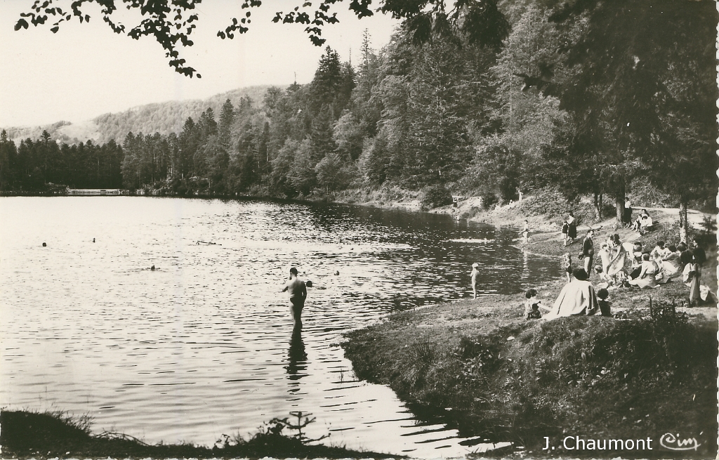 La Bresse - Lac des Corbeaux dans les années 1950.jpg