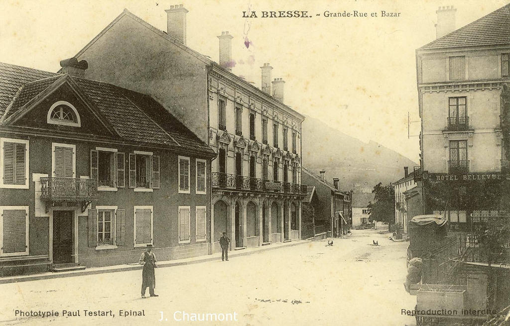 La Bresse. - Grande-Rue et Bazar.JPG