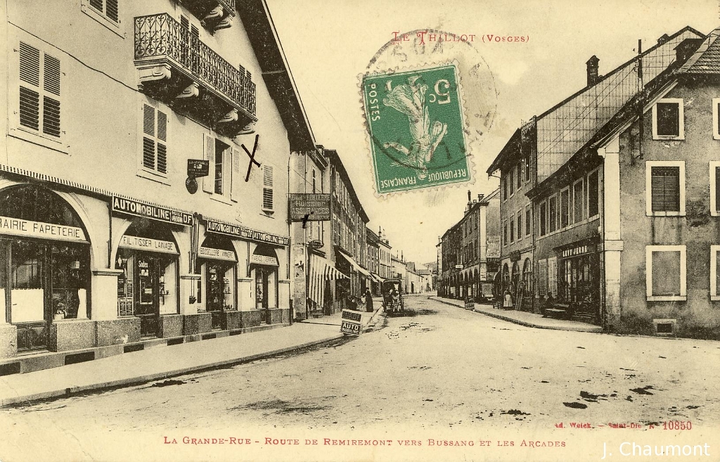 Le Thillot. - La Grande-Rue - Route de Remiremont vers Bussang et les Arcades.JPG