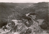 Le Val-d'Ajol - Vue aérienne - Ses forêts de Sapins, sa Scierie et la Manufacture de Faymont