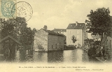 Val d'Ajol. - Route de Plombières. - Le Canal près l'Usine Bezanson