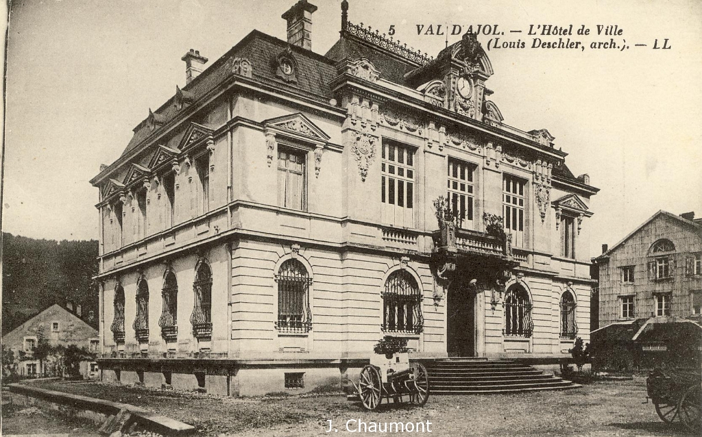 Val d'Ajol. - L'Hôtel de Ville (Louis Deschler, arch.).JPG