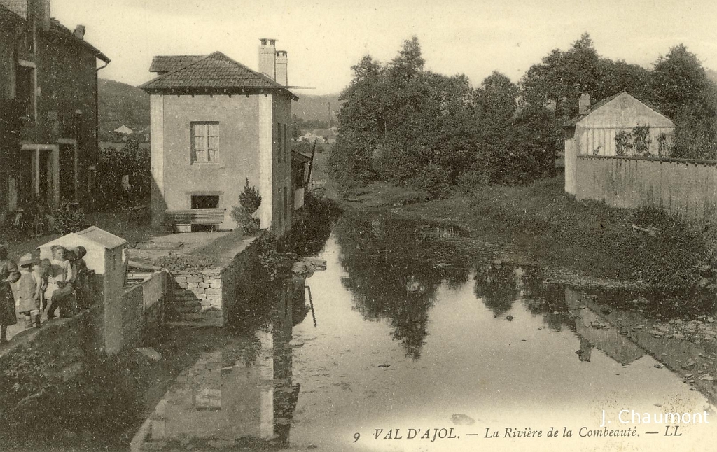 Val d'Ajol. - La Rivière de la Combeauté.JPG
