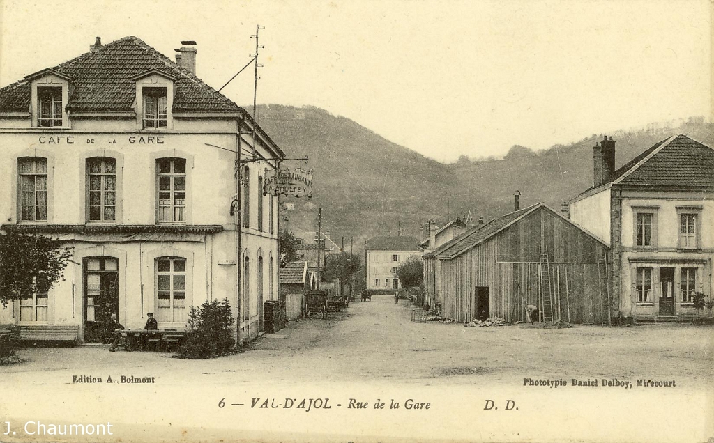 Val-d'Ajol - Rue de la Gare.JPG