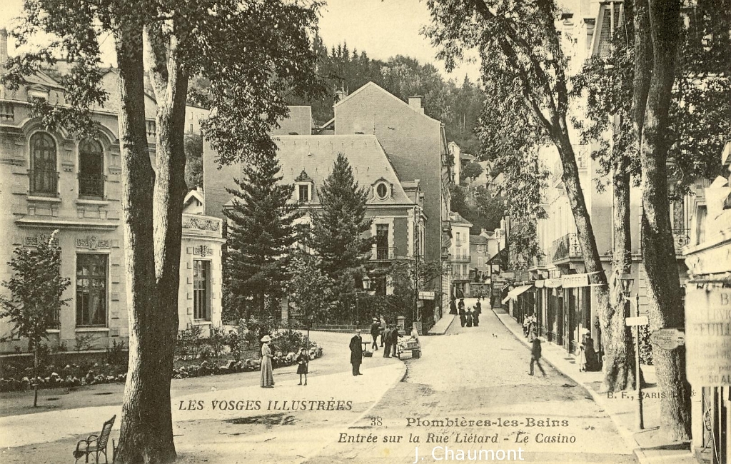 Plombières-les-Bains - Entrée sur la Rue Liétard - Le Casino.jpg