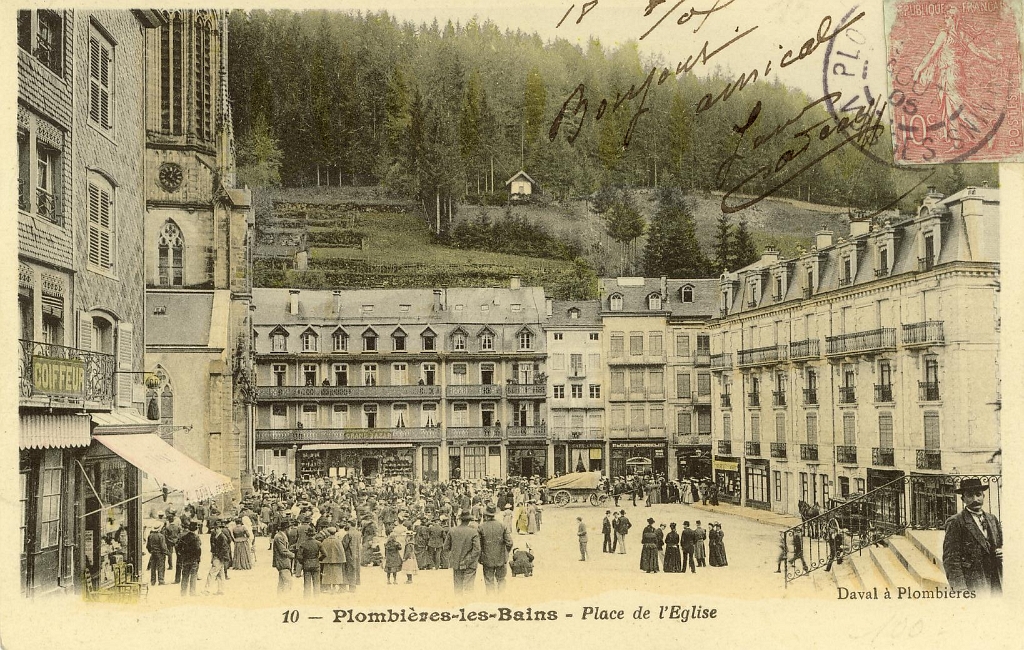 Plombières-les-Bains - Place de l'Eglise.JPG