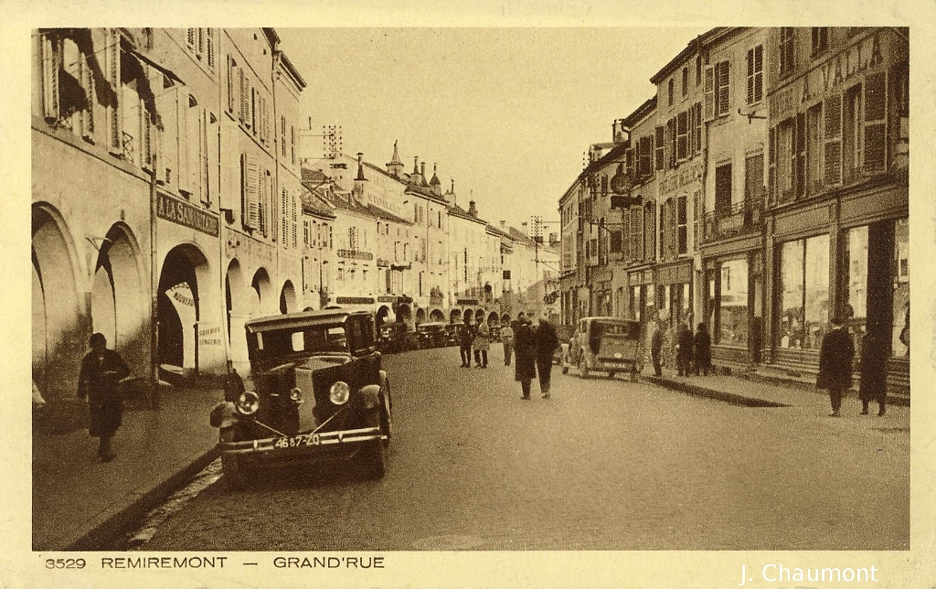 Remiremont - Grand'Rue (Automobile).JPG