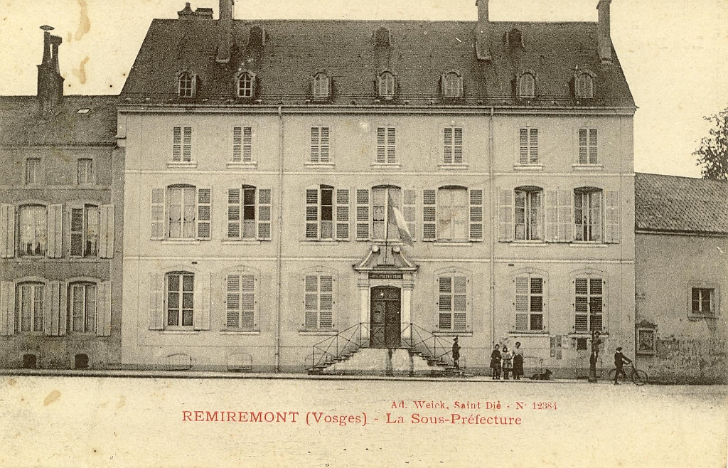 Remiremont - La Sous-Préfecture.JPG