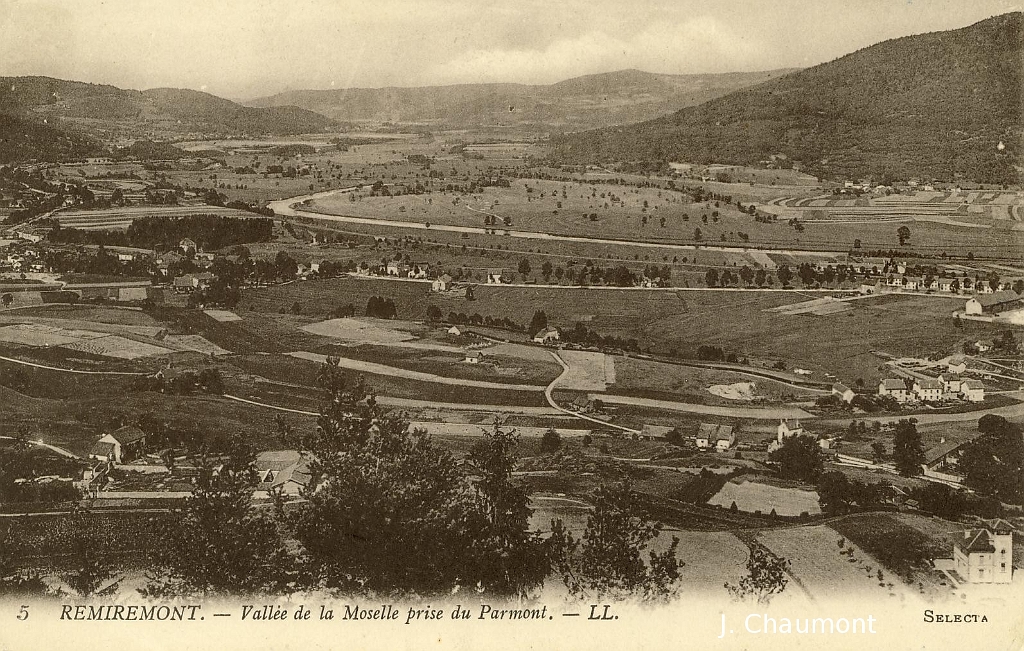 Remiremont - Vallée de la Moselle prise du Parmont.jpg