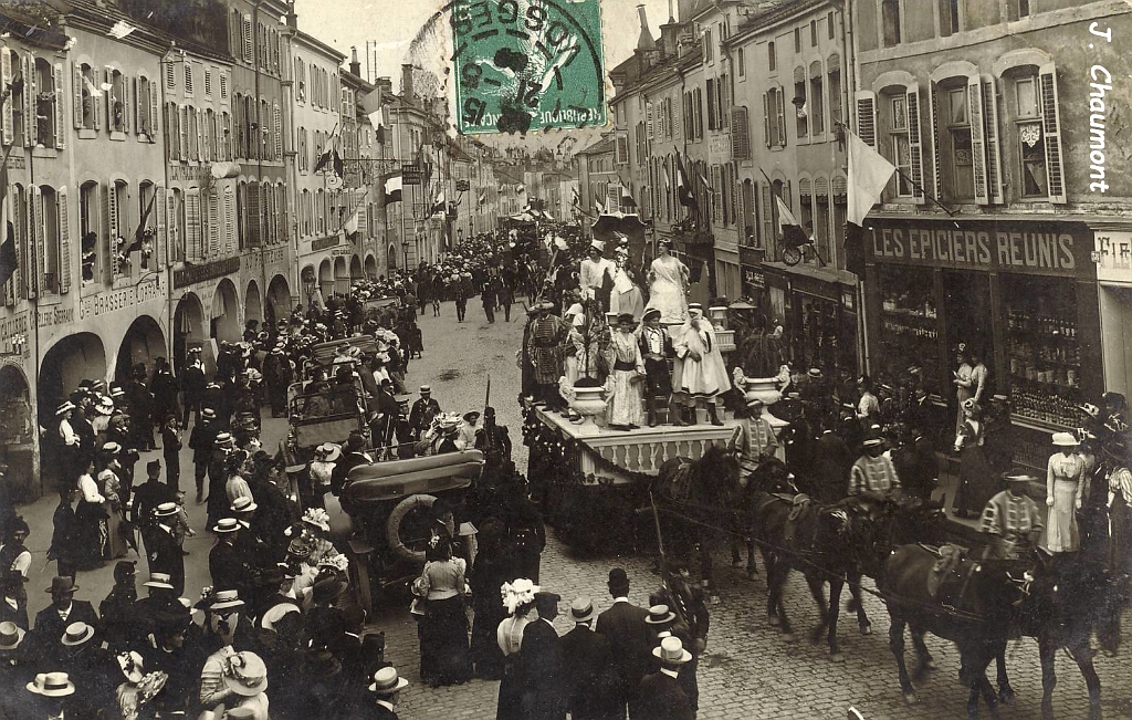Remiremont. - Cavalcade du 16 Mai 1909.JPG