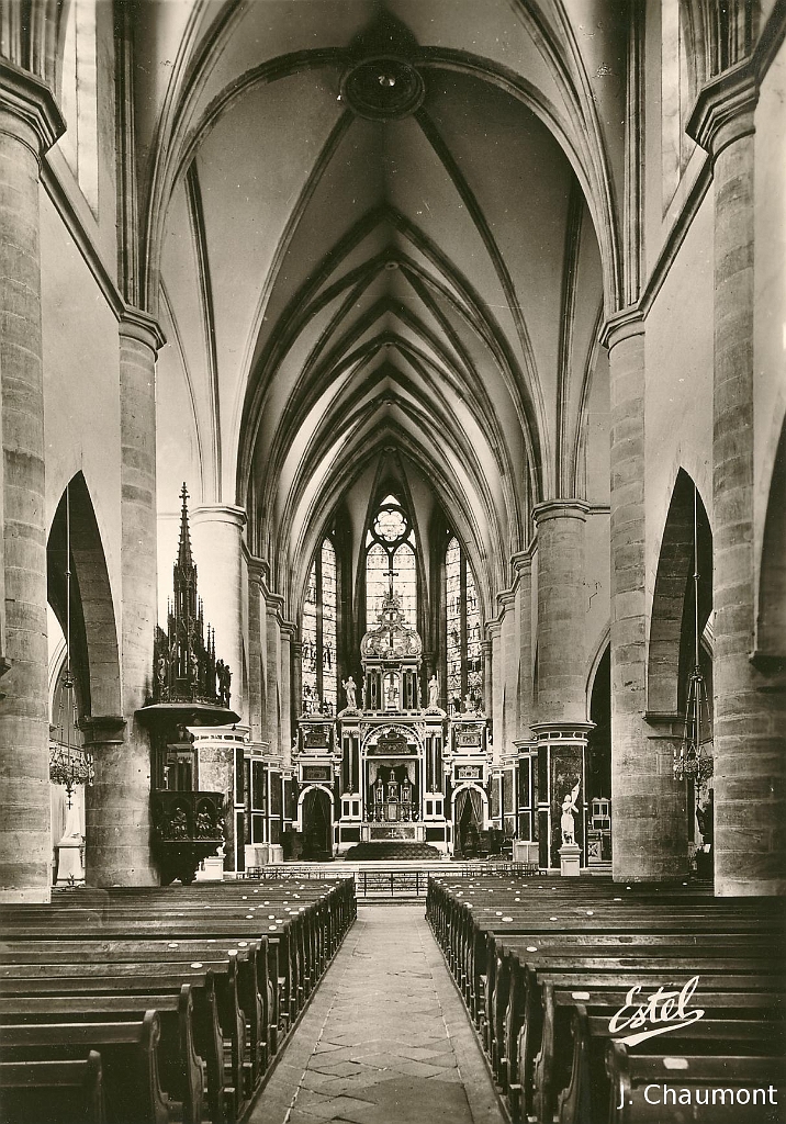 Remiremont. - Intérieur de l'Eglise (3).JPG