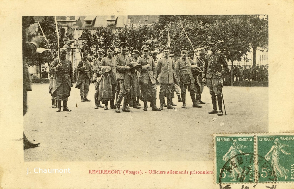 Remiremont. - Officiers allemands prisonniers (Grande Guerre).JPG