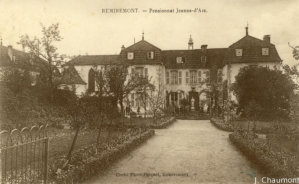 Remiremont. - Pensionnat Jeanne-d'Arc.JPG