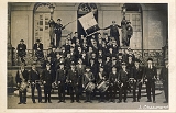 Remiremont ~ Classe 1922 de la Ville de Remiremont devant l'Hôtel de Ville
