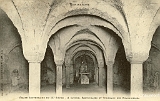 Remiremont. - Eglise Souterraine du IXe Siècle - A gauche, Sarcophages et Tombeaux des Chanoinesses