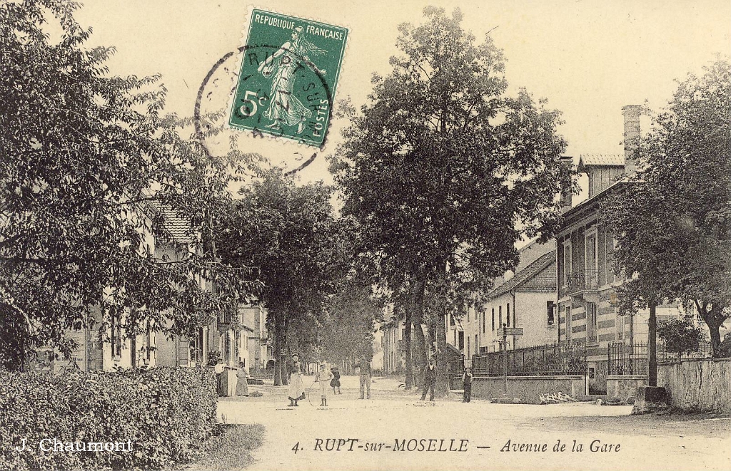 Rupt-sur-Moselle - Avenue de la Gare.jpg