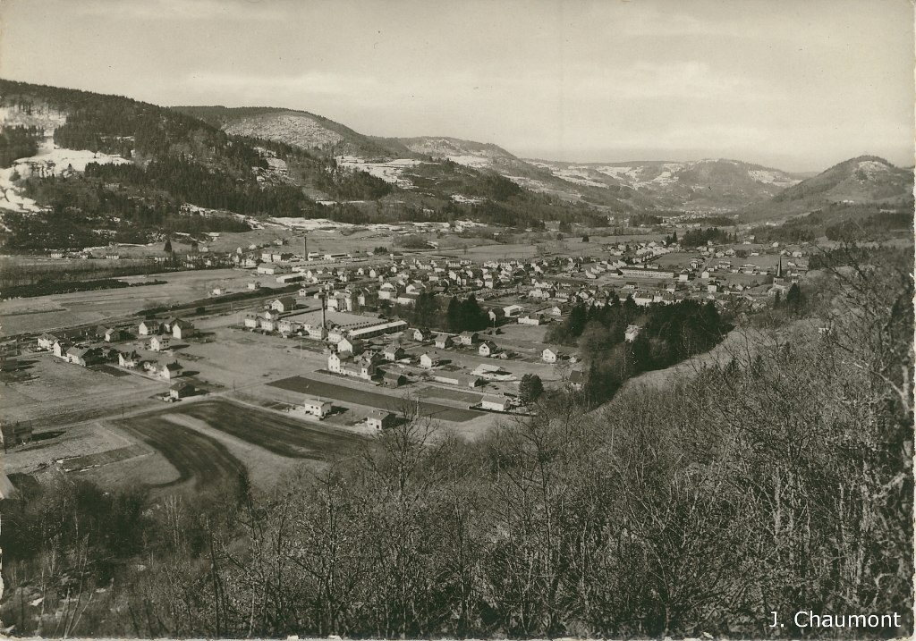 Rupt-sur-Moselle - Dans l'écrin imposant et enneigé de ses montagnes.jpg